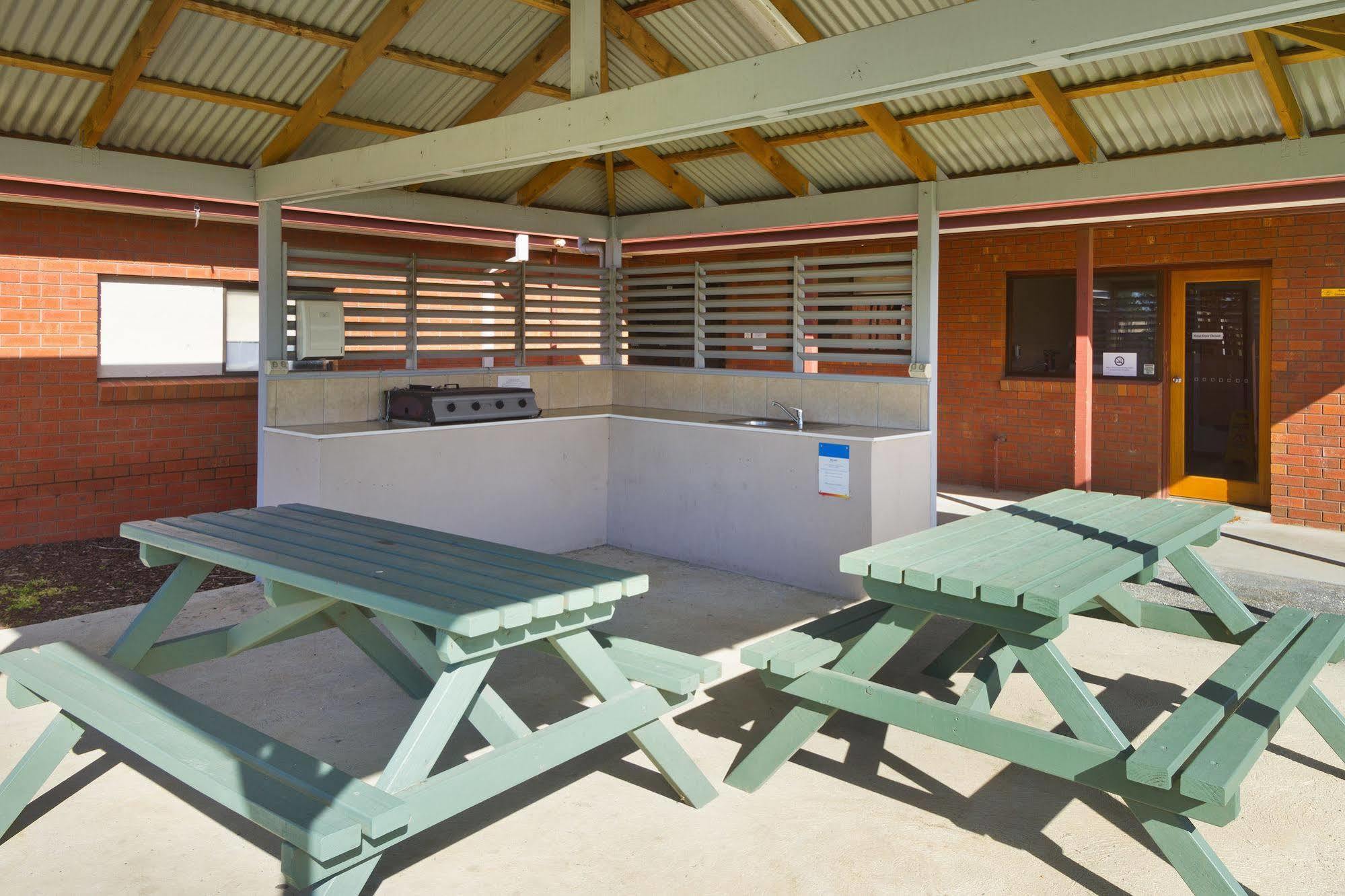 Sandhurst Motel Carrum Downs Экстерьер фото