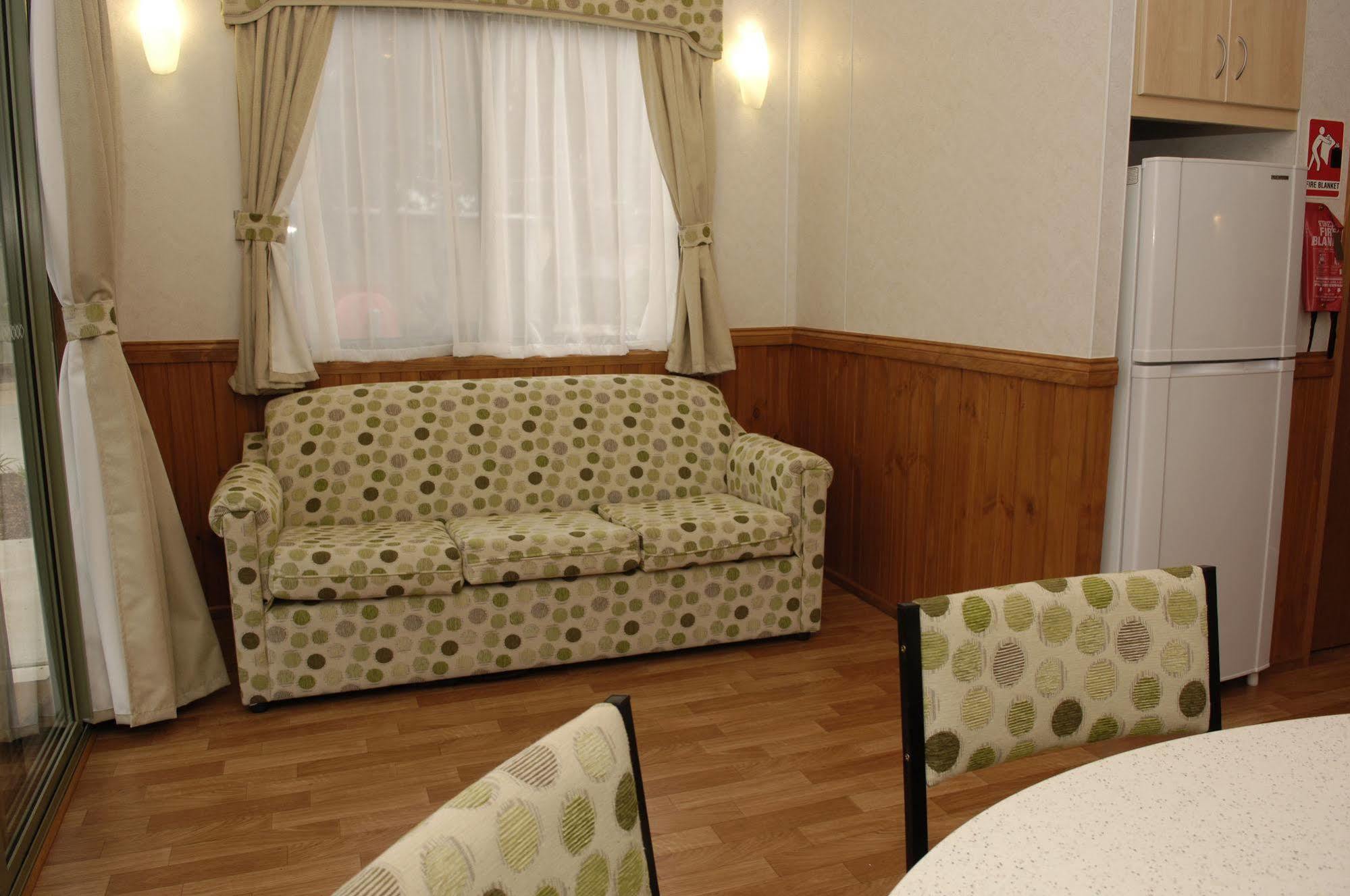Sandhurst Motel Carrum Downs Экстерьер фото